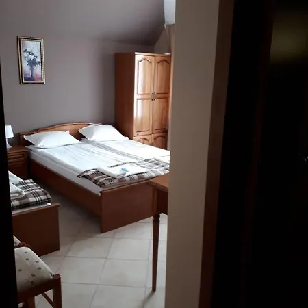 Family Gogov Ξενοδοχείο 2*